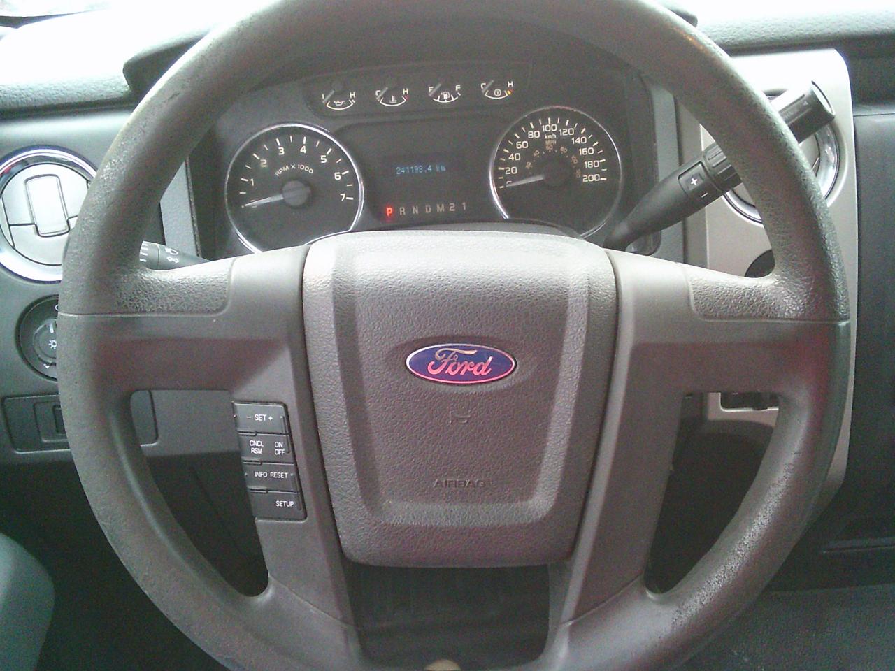 2012 Ford F-150 4WD SuperCab 163  XLT w-Midbox Prep - Photo #19