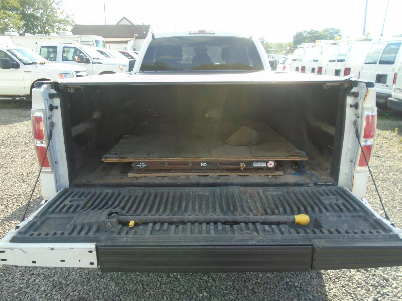 2012 Ford F-150 4WD SuperCab 163 XLT w-Midbox Prep + TOW PKG Photo