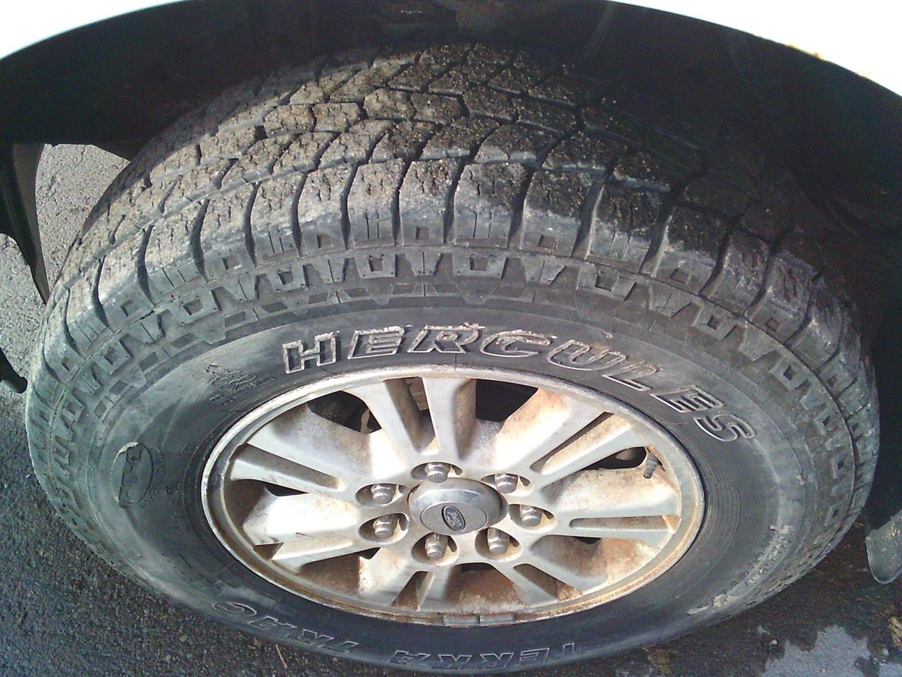 2012 Ford F-150 4WD SuperCab 163 XLT w-Midbox Prep + TOW PKG Photo