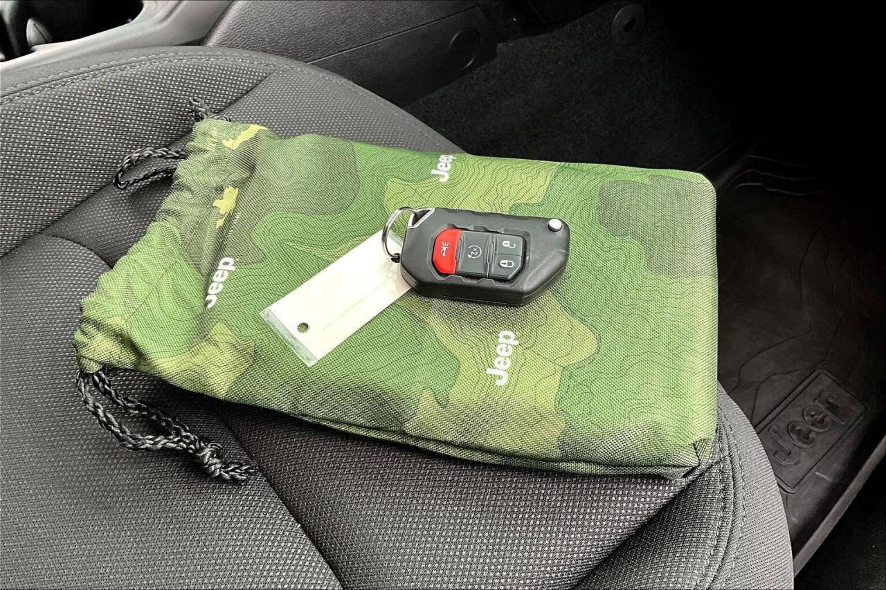 2023 Jeep Wrangler Willys 4Dr | Cold Weather | NAV | Alpine |4X4 Photo