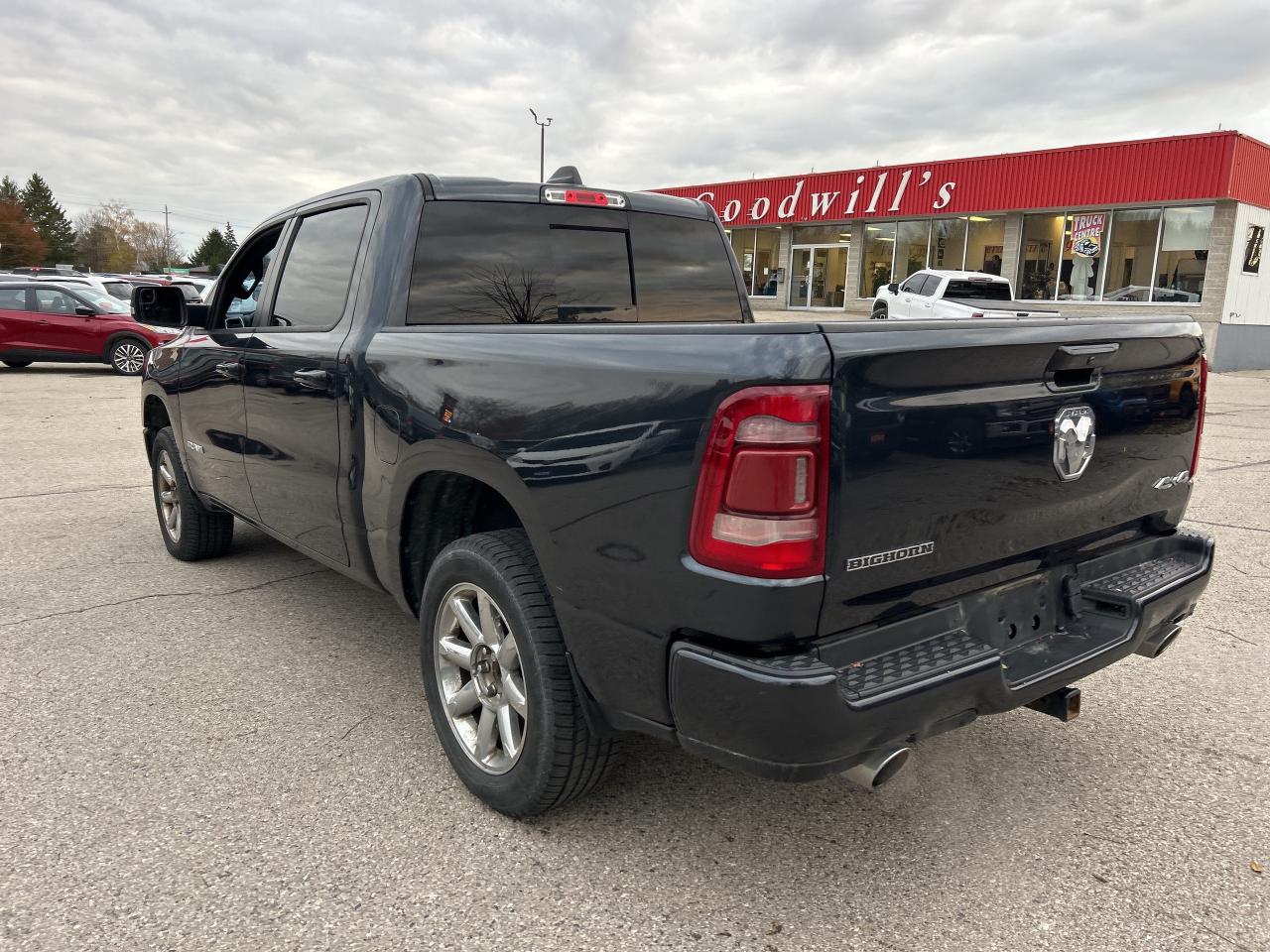 2020 RAM 1500 BIG HORN, REMOTE START, CLEAN CARFAX, BACK UP CAM! - Photo #8