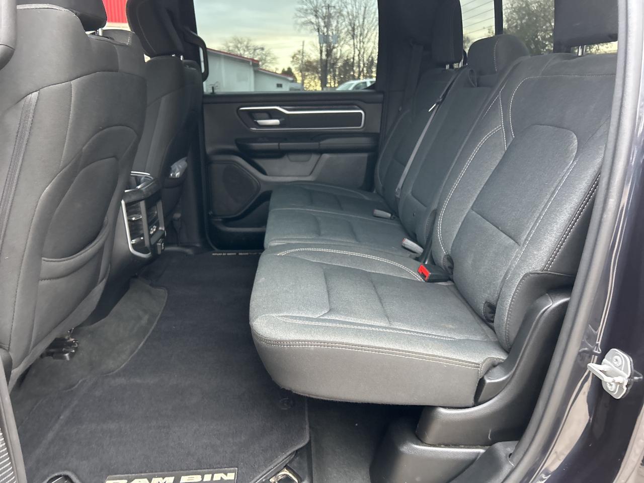 2020 RAM 1500 BIG HORN, REMOTE START, CLEAN CARFAX, BACK UP CAM! - Photo #12