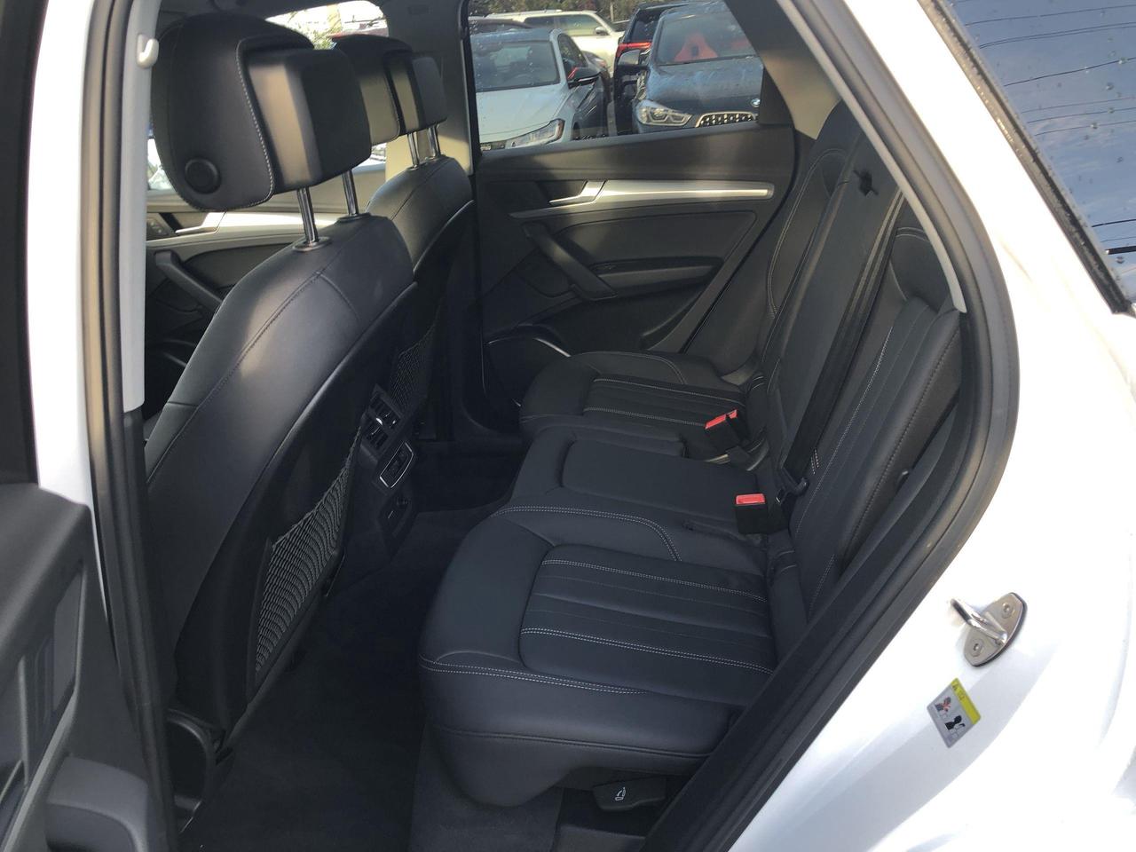 2024 Audi Q5 45 Progressiv LEATHER, PANO. ROOF, NAVI, ADAPTIVE Photo