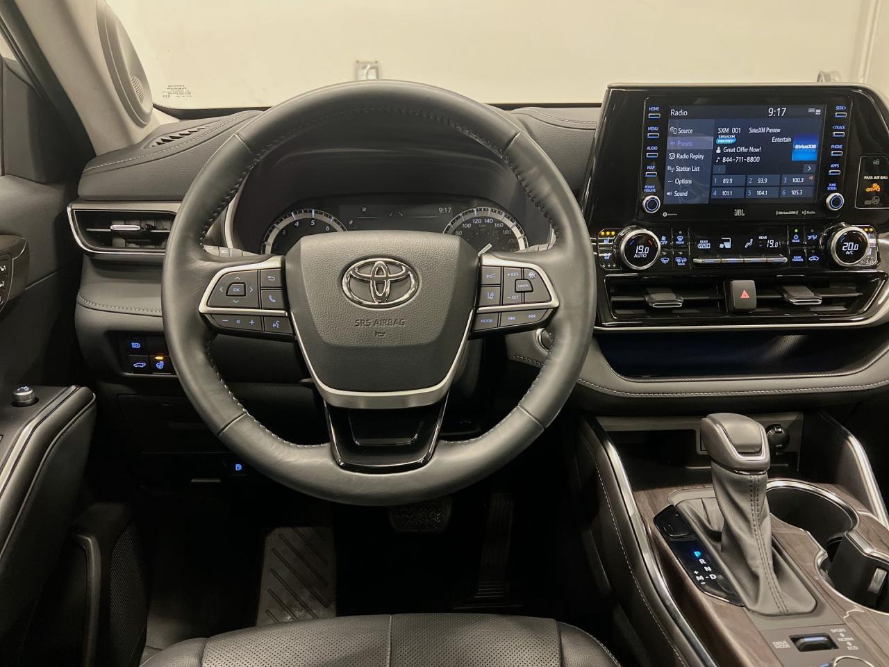 2022 Toyota Highlander LIMITED AWD | 8-PASS | COOLED LEATHER | PANO ROOF Photo