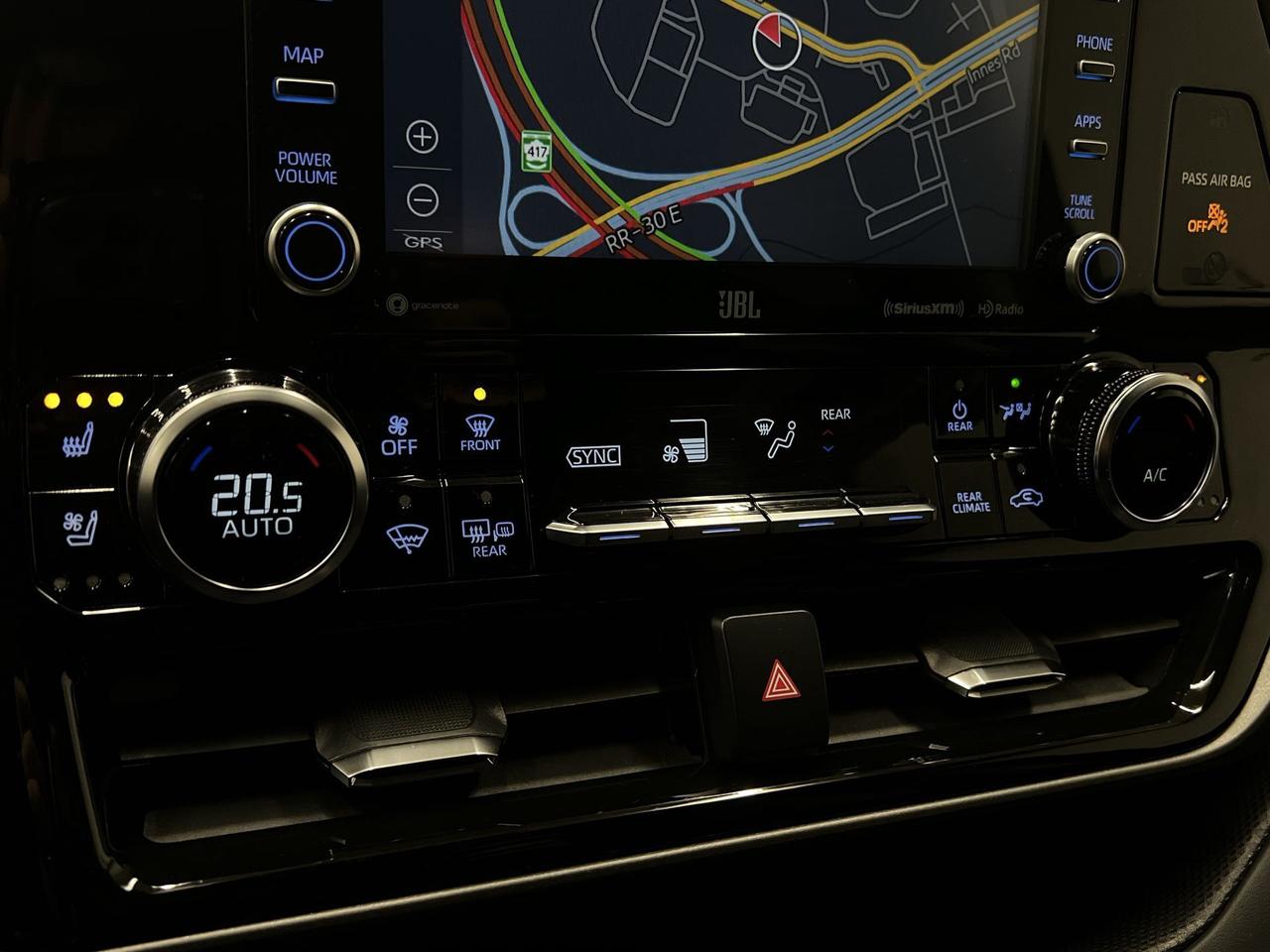 2022 Toyota Highlander LIMITED AWD | 8-PASS | COOLED LEATHER | PANO ROOF Photo