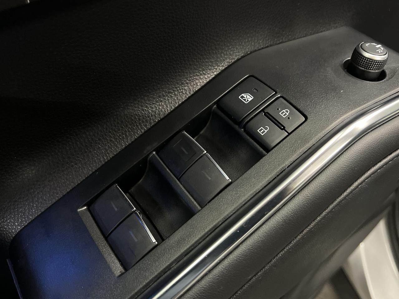 2022 Toyota Highlander LIMITED AWD | 8-PASS | COOLED LEATHER | PANO ROOF Photo