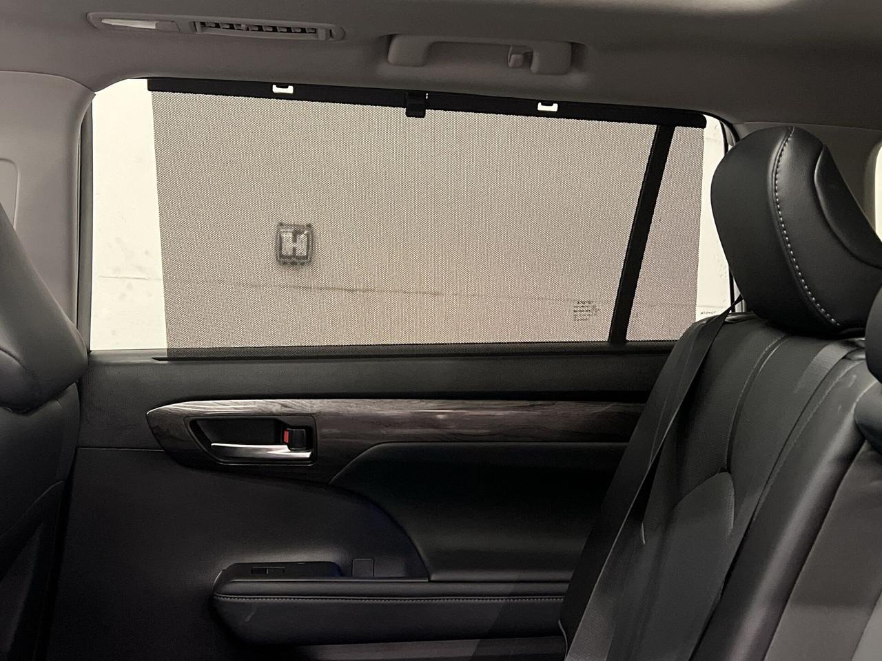 2022 Toyota Highlander LIMITED AWD | 8-PASS | COOLED LEATHER | PANO ROOF Photo