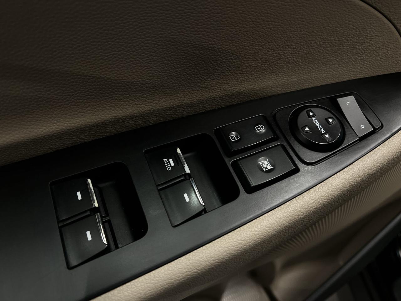 2016 Hyundai Tucson ULTIMATE AWD | COOLED LEATHER | PANO ROOF |LOW KMS Photo