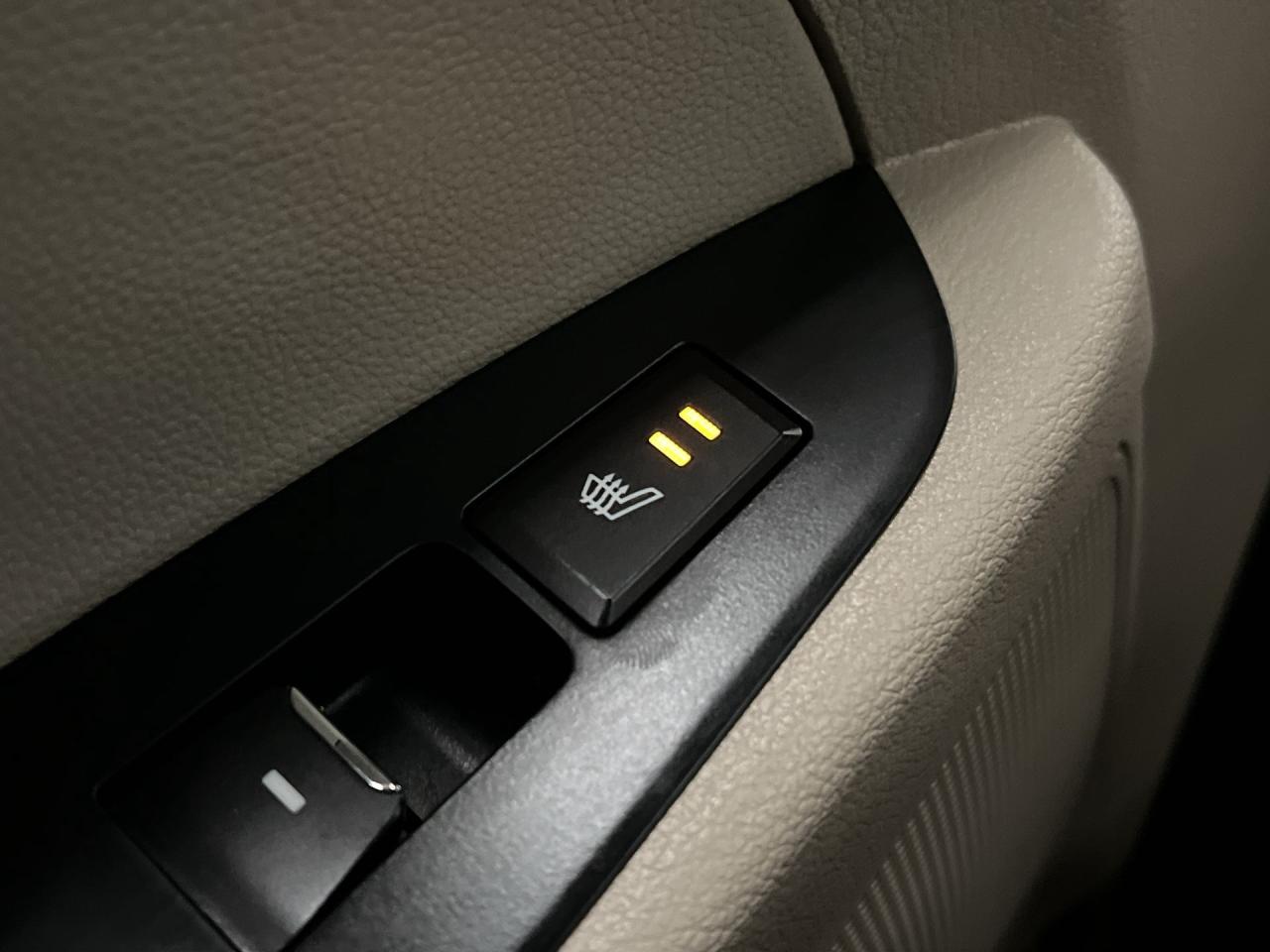 2016 Hyundai Tucson ULTIMATE AWD | COOLED LEATHER | PANO ROOF |LOW KMS Photo