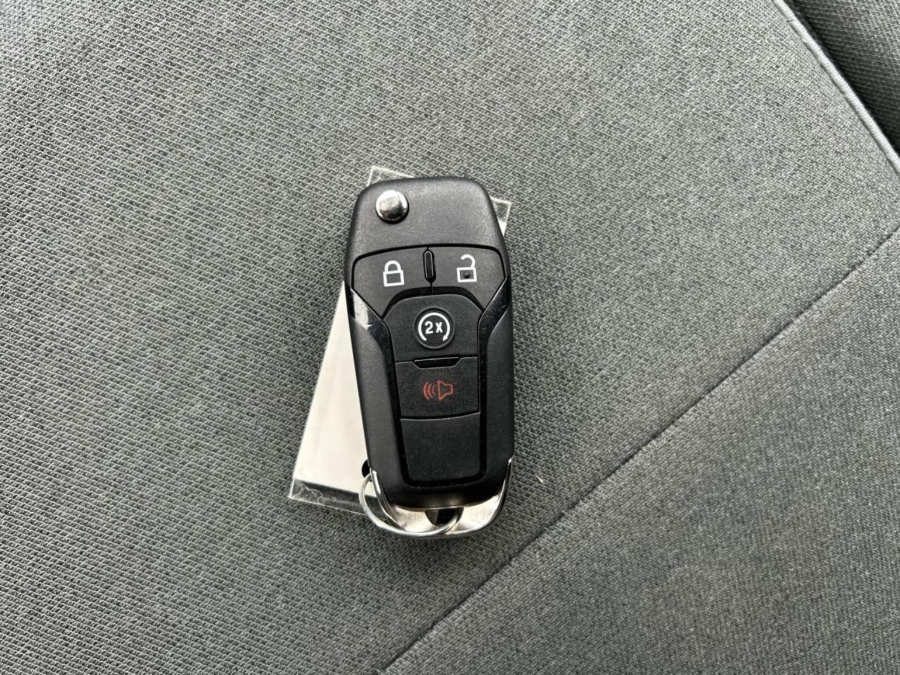 2023 Ford F-250 XLT 4X4 |FX4 | GODZILLA 7.3L V8 |CARPLAY | CREW Photo4