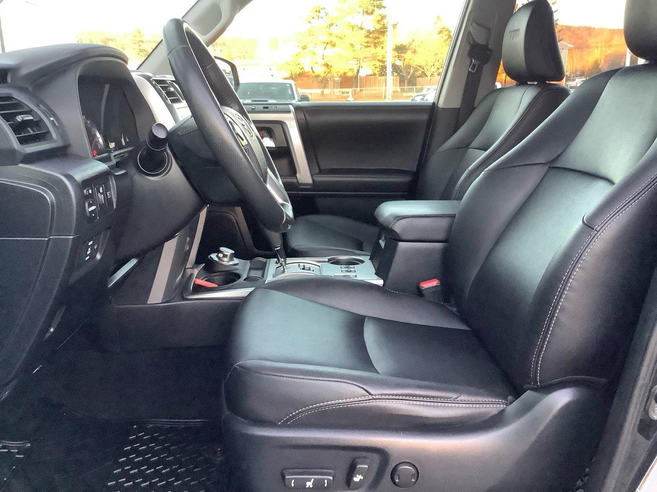 2022 Toyota 4Runner  Photo4