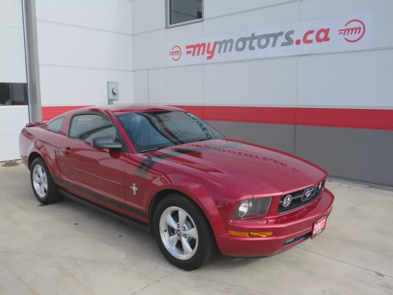 Used 2007 Ford Mustang V6 (**CLEAN TITLE/NO ACCIDENTS!!**SAFETY/CERTIFIED**ALLOY RIMS**FOG LIGHTS**LEATHER**POWER SEATS**CD PLAYER**CRUISE CONTROL**POWER DOORS**POWER LOCKS**A/C**LEATHER WRAPPED STEERING WHEEL**) for sale in Tillsonburg, ON