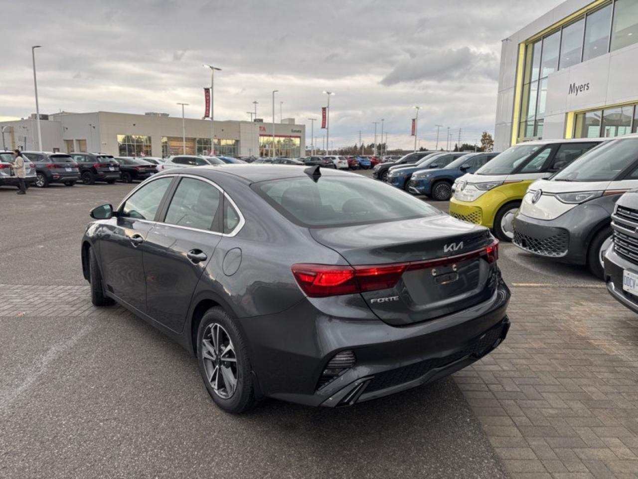 2023 Kia Forte EX  - Android Auto -  Apple CarPlay Photo2