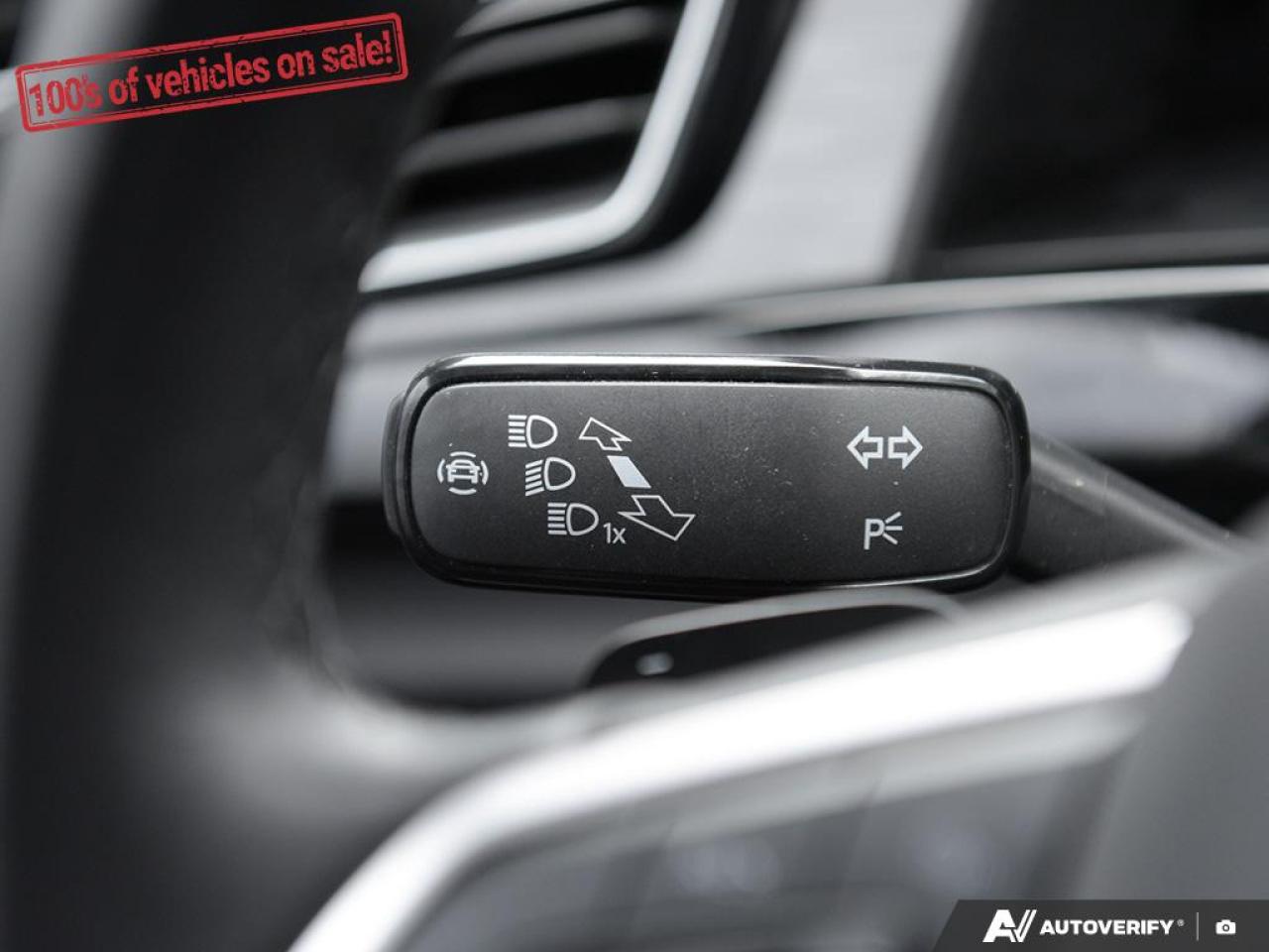 2025 Volkswagen Atlas Cross Sport Comfortline R-Line Black Edition Photo