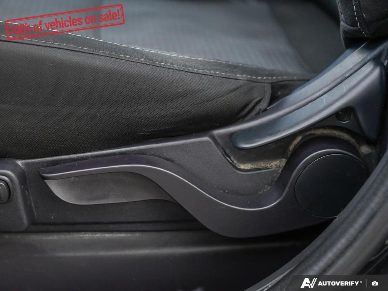 2020 Mitsubishi Outlander ES Photo