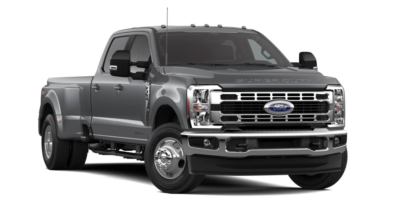 2026 Ford F-350 Super Duty DRW XLT Photo5