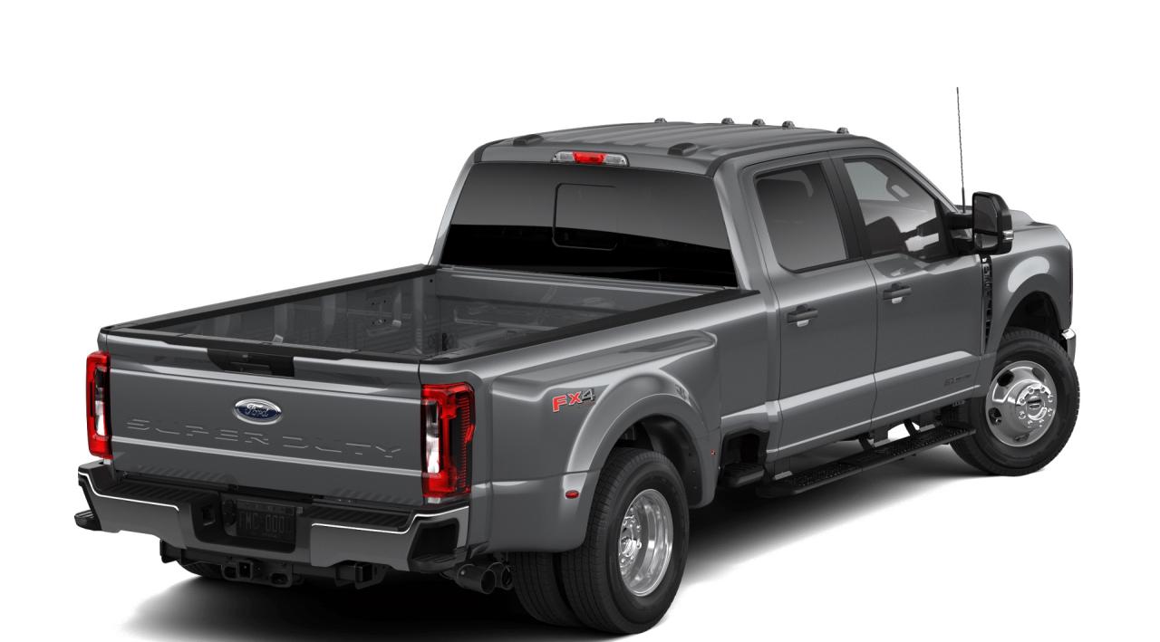 2026 Ford F-350 Super Duty DRW XLT Photo