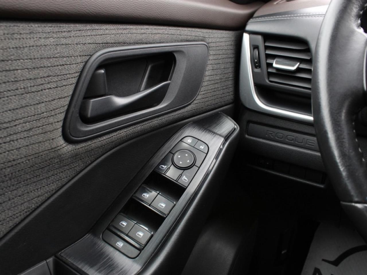 2023 Nissan Rogue S AWD  - Apple CarPlay -  Android Auto Photo