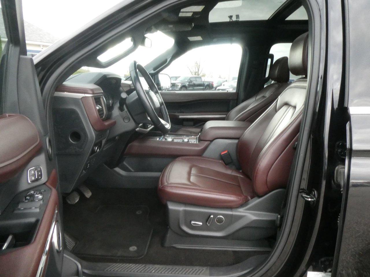 2023 Ford Expedition LTD LIMITED Photo