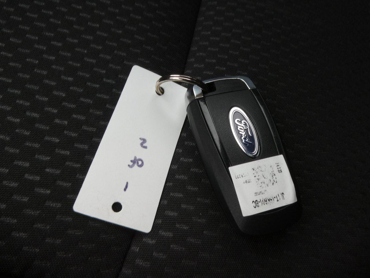 2024 Ford Escape ST-Line | Heated Seats | Backup Cam | Nav | Photo