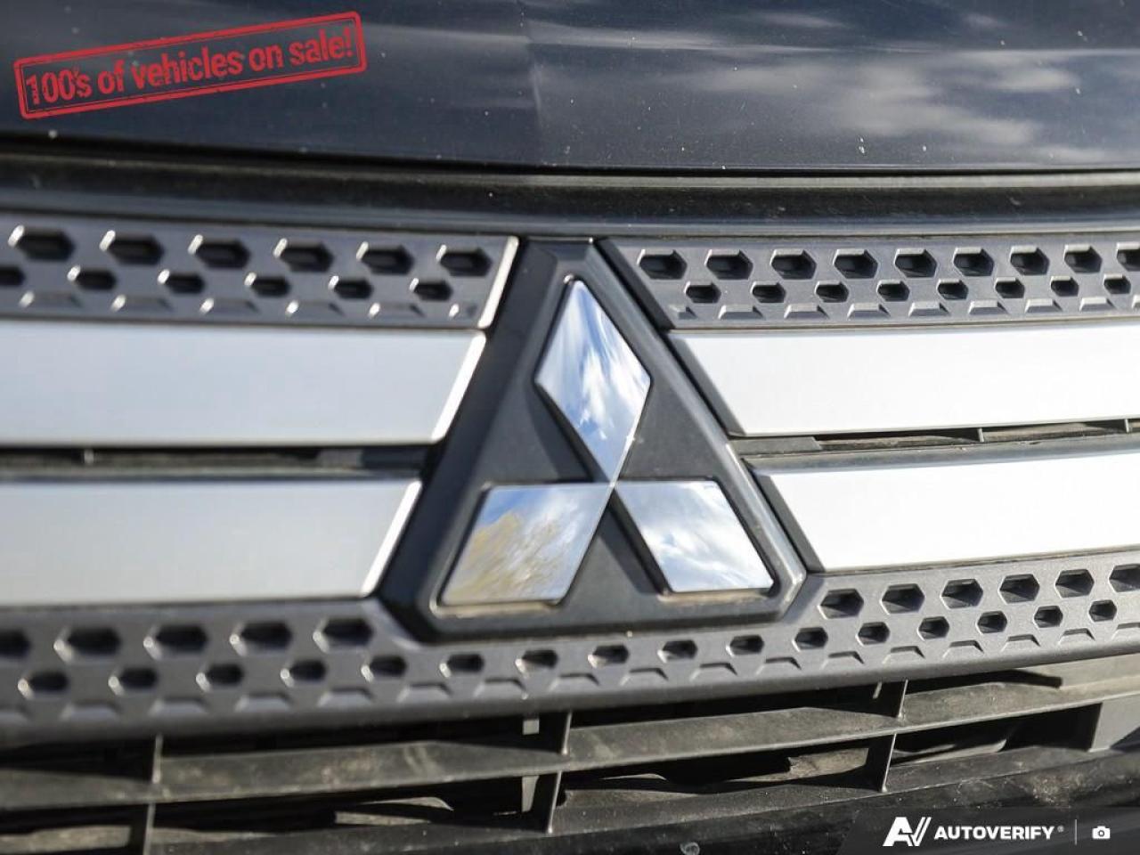 2020 Mitsubishi Outlander ES Photo