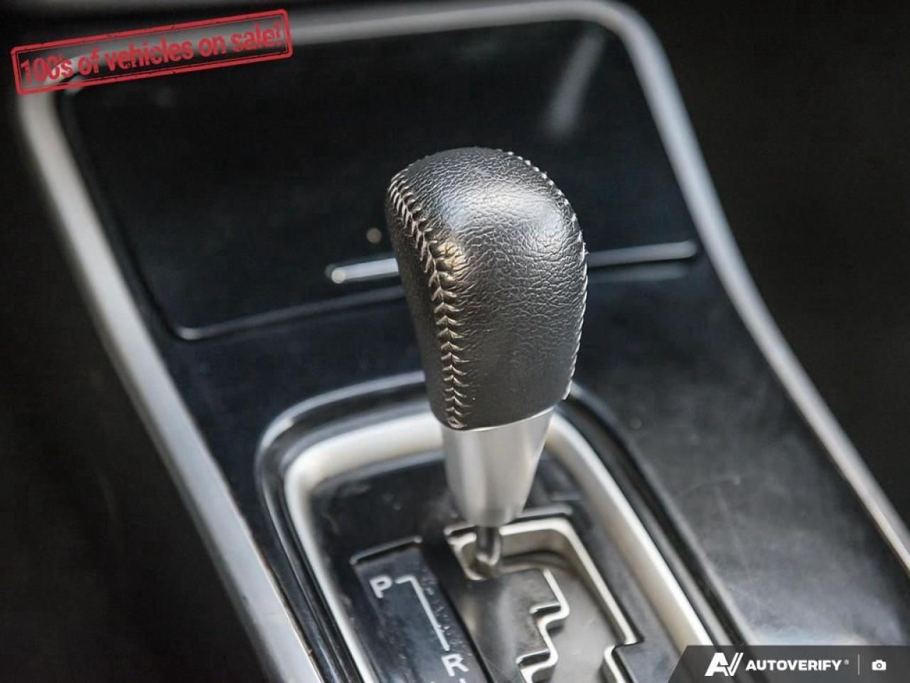 2020 Mitsubishi Outlander ES Photo