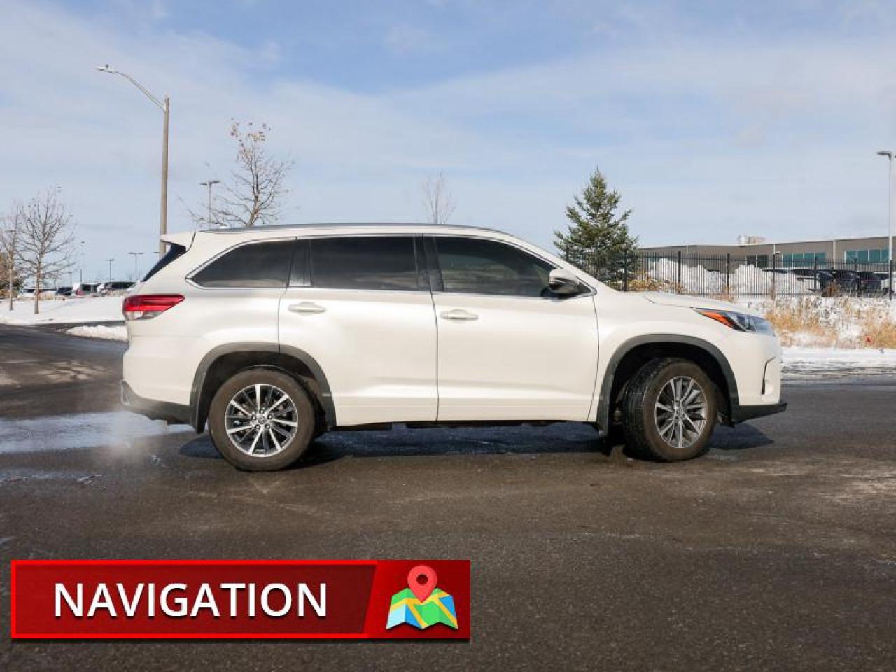 2017 Toyota Highlander XLE  - Navigation -  Sunroof - $315 B/W Photo