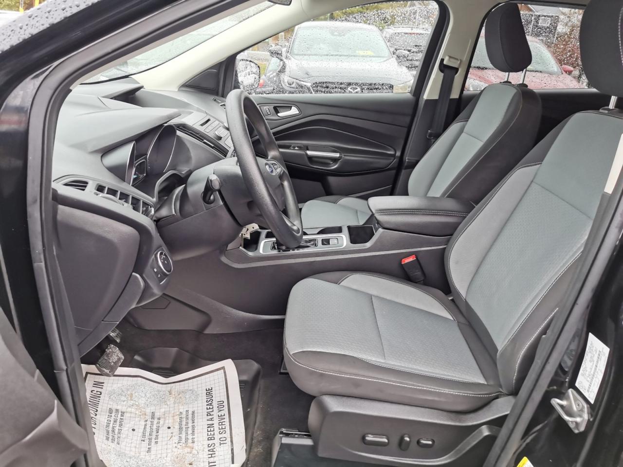 2018 Ford Escape SE - Photo #11