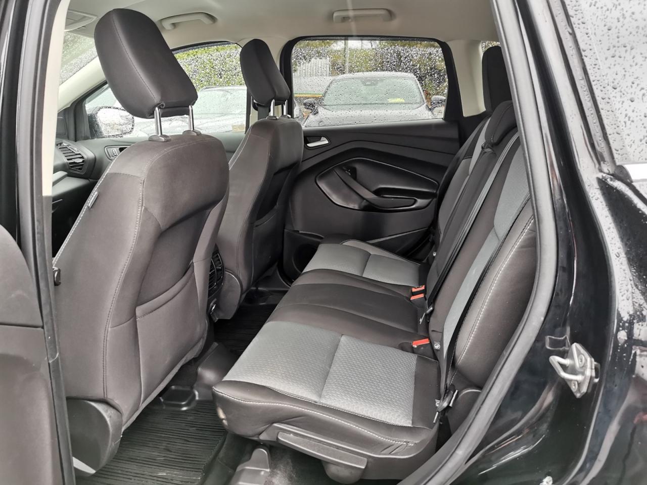 2018 Ford Escape SE - Photo #14