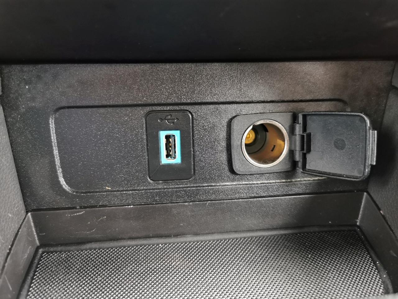 2018 Ford Escape SE - Photo #25