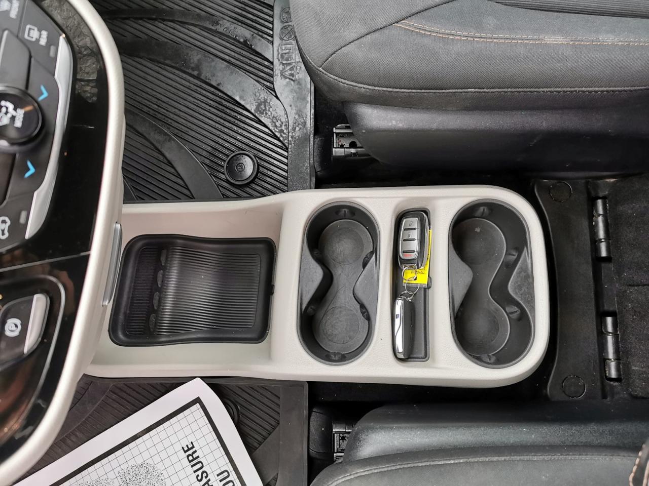 2017 Chrysler Pacifica LX - Photo #17