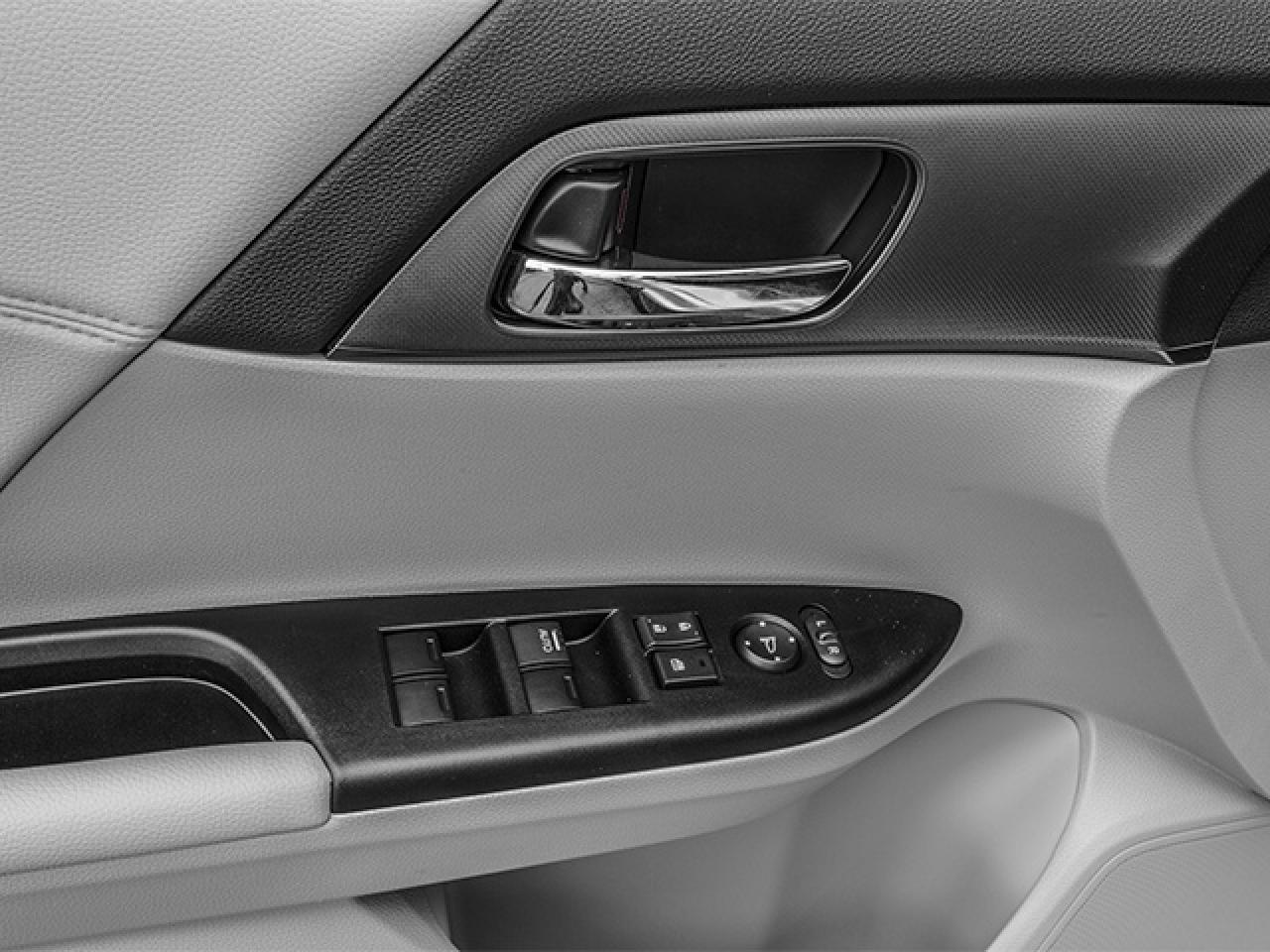 2014 Honda Accord LX Photo