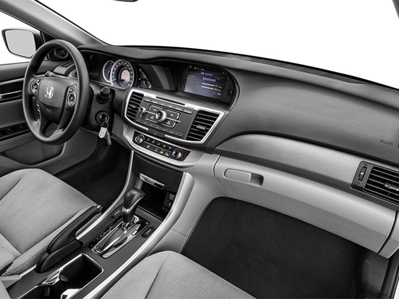 2014 Honda Accord LX Photo