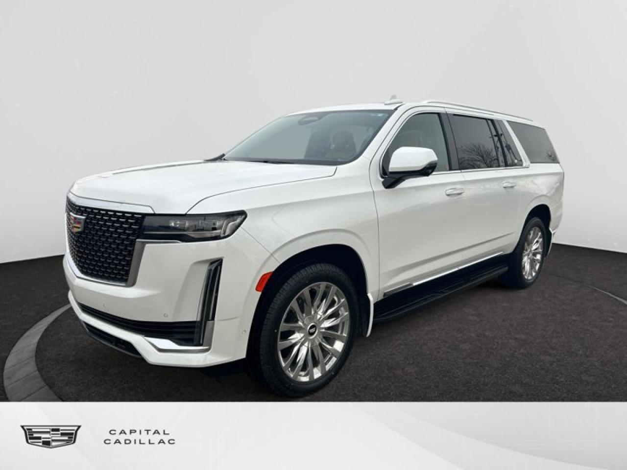 Used 2022 Cadillac Escalade ESV Premium Luxury 4WD for sale in Regina, SK