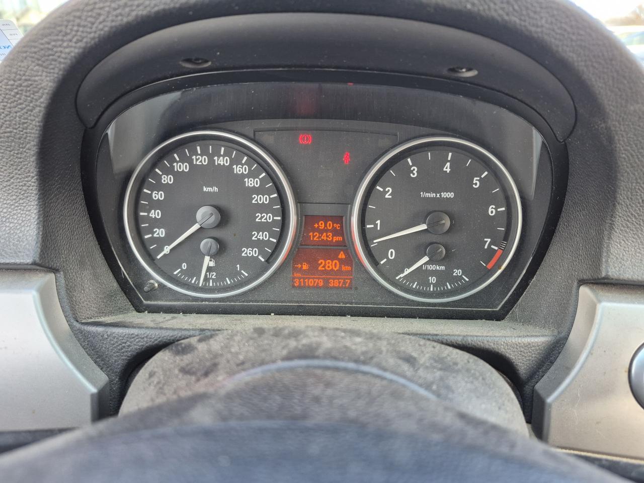 2007 BMW 328i  Photo21