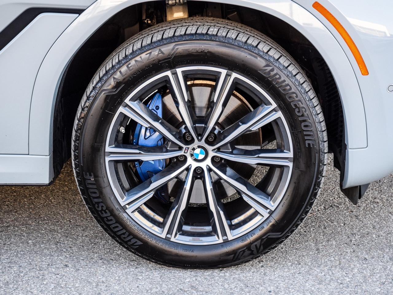2025 BMW X6 xDrive40i Photo