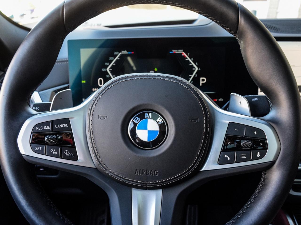 2025 BMW X6 xDrive40i Photo