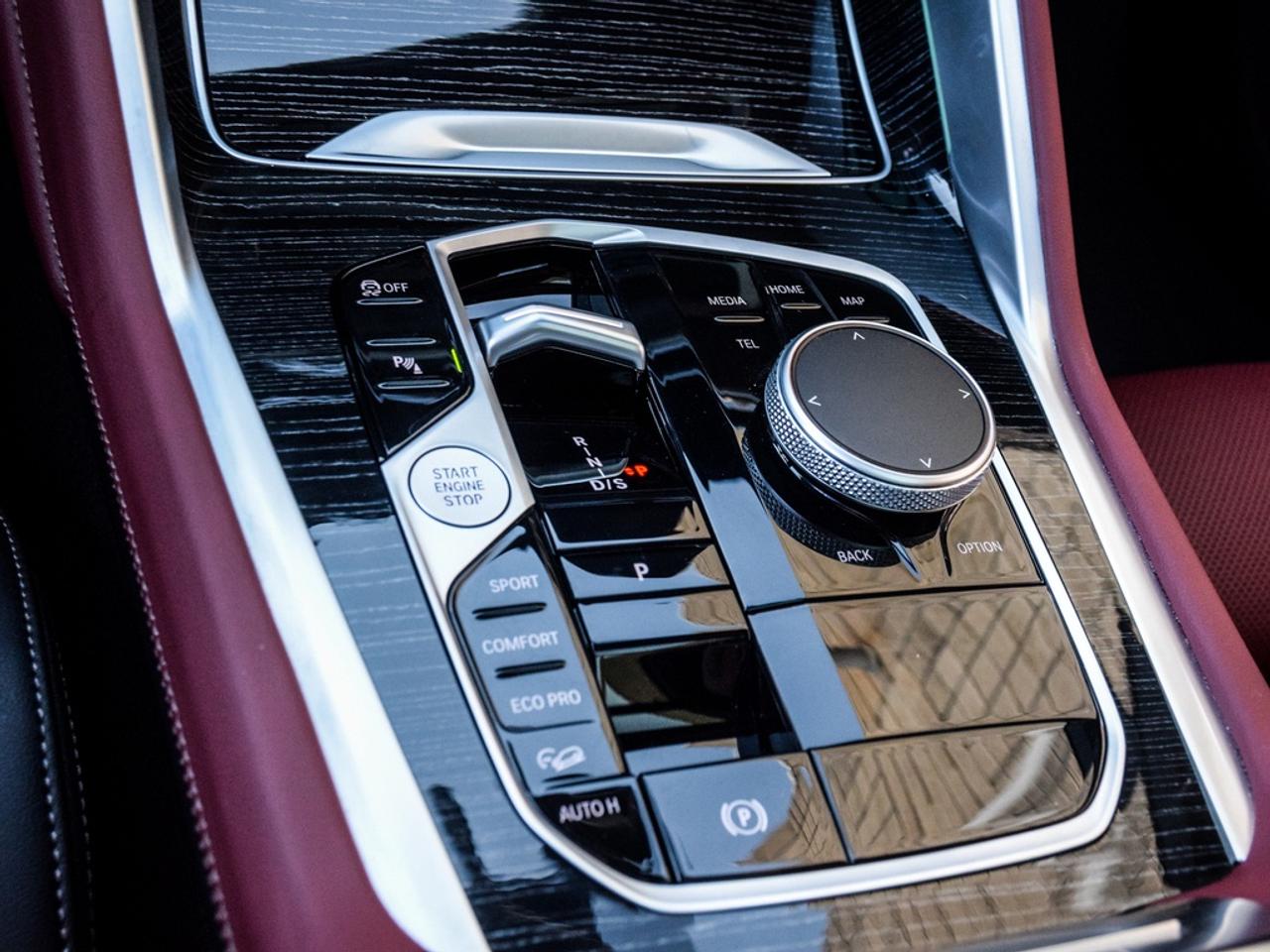 2025 BMW X6 xDrive40i Photo