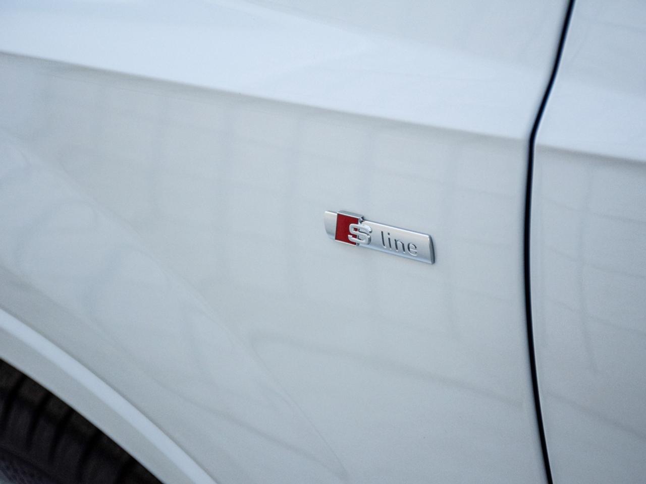 2022 Audi Q7 55 Komfort Photo