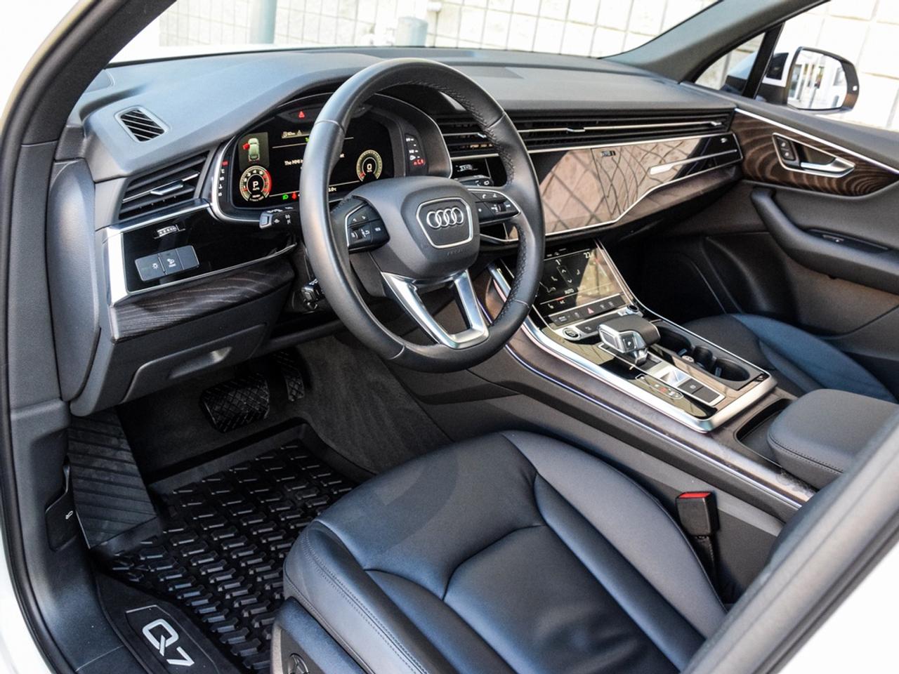 2022 Audi Q7 55 Komfort Photo