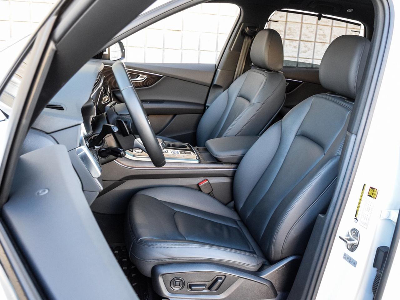 2022 Audi Q7 55 Komfort Photo