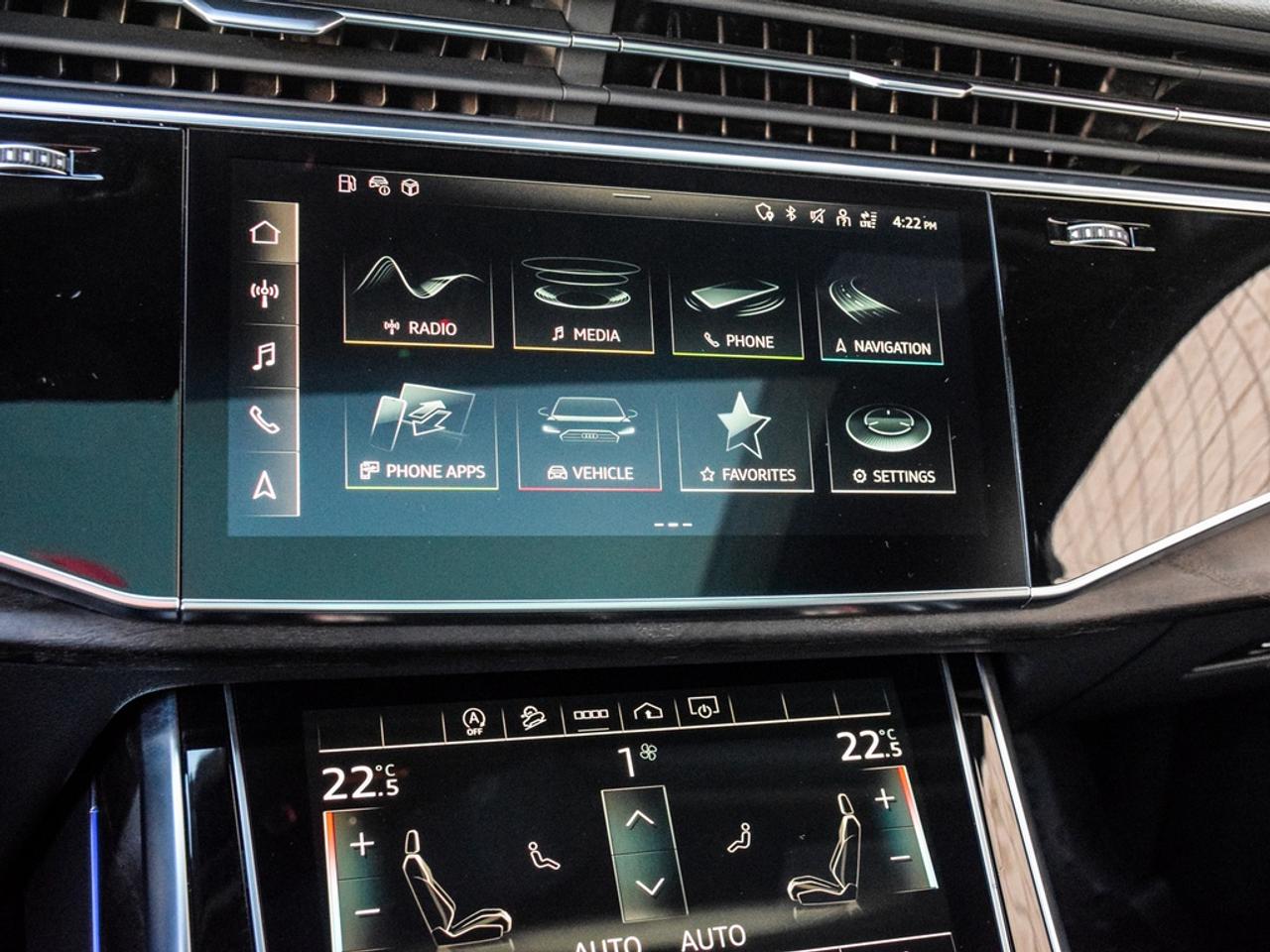 2022 Audi Q7 55 Komfort Photo