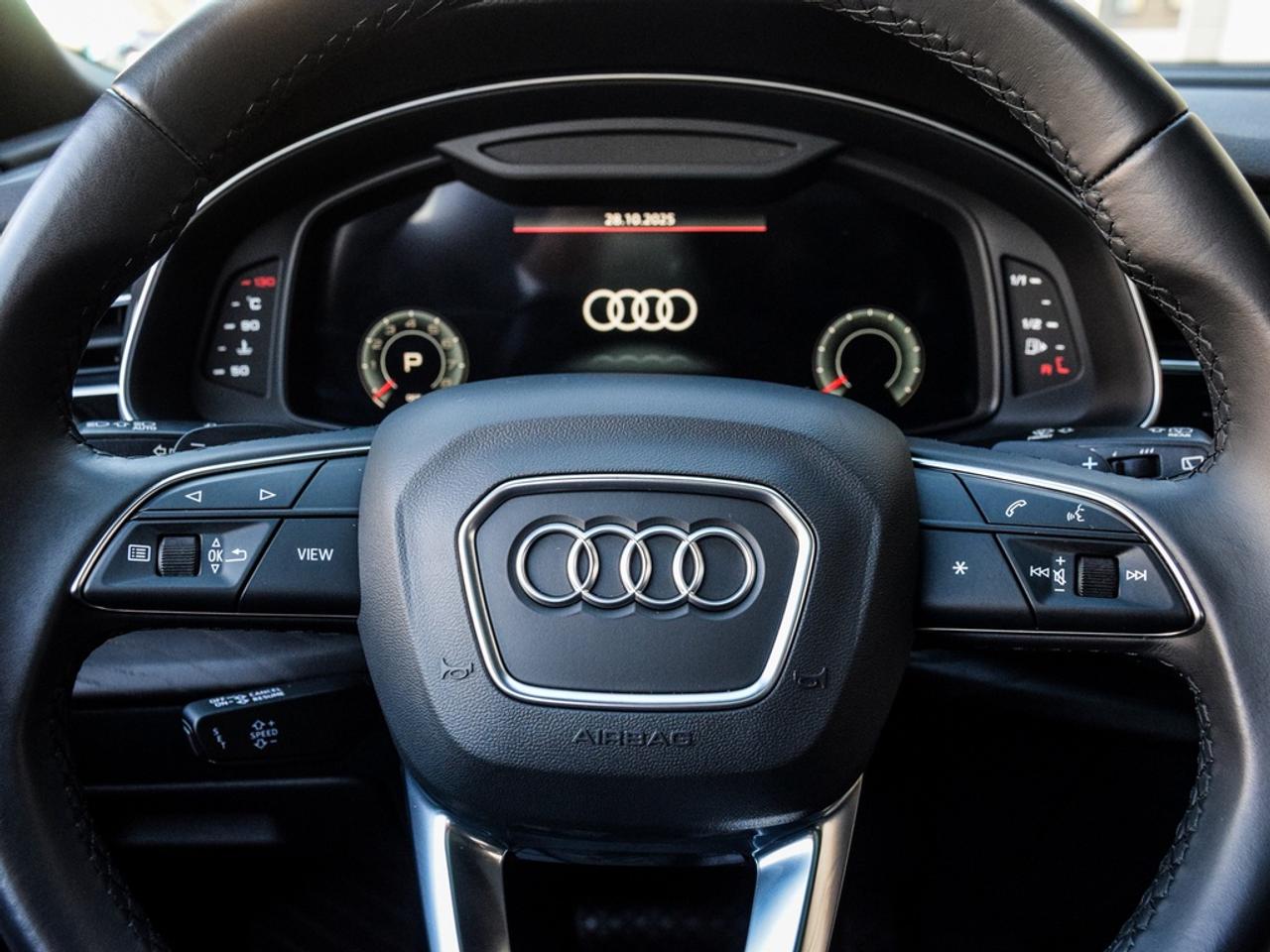 2022 Audi Q7 55 Komfort Photo