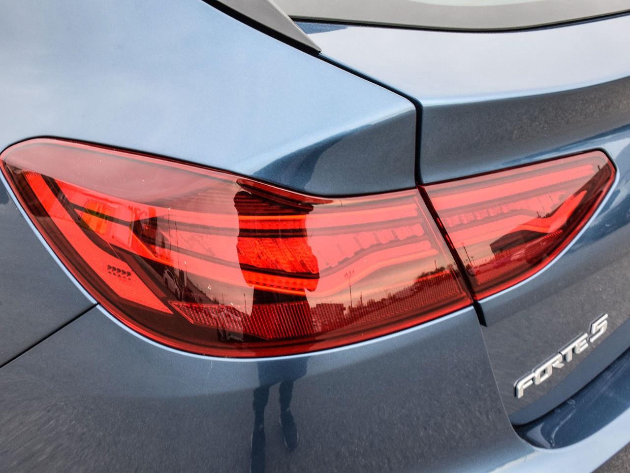 2023 Kia Forte5 GT DCT Photo