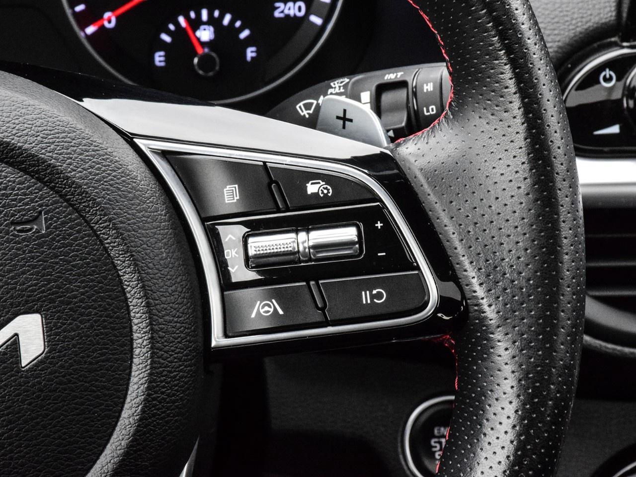 2023 Kia Forte5 GT DCT Photo