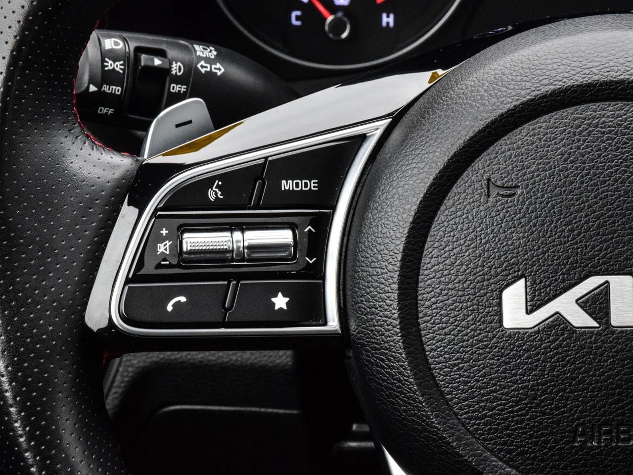 2023 Kia Forte5 GT DCT Photo