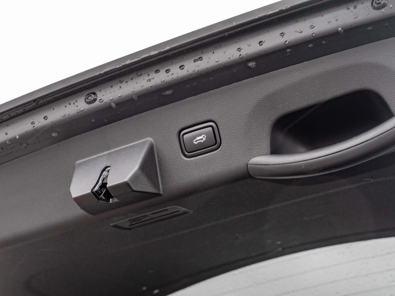 2023 Kia Sportage Plug-In Hybrid EX Premium AWD Photo