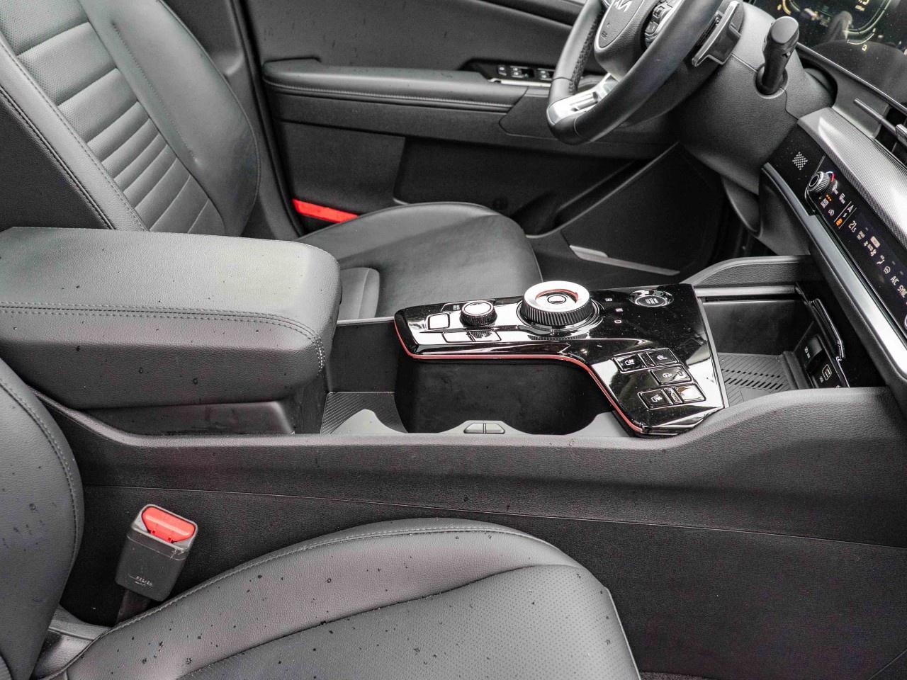 2023 Kia Sportage Plug-In Hybrid EX Premium AWD Photo