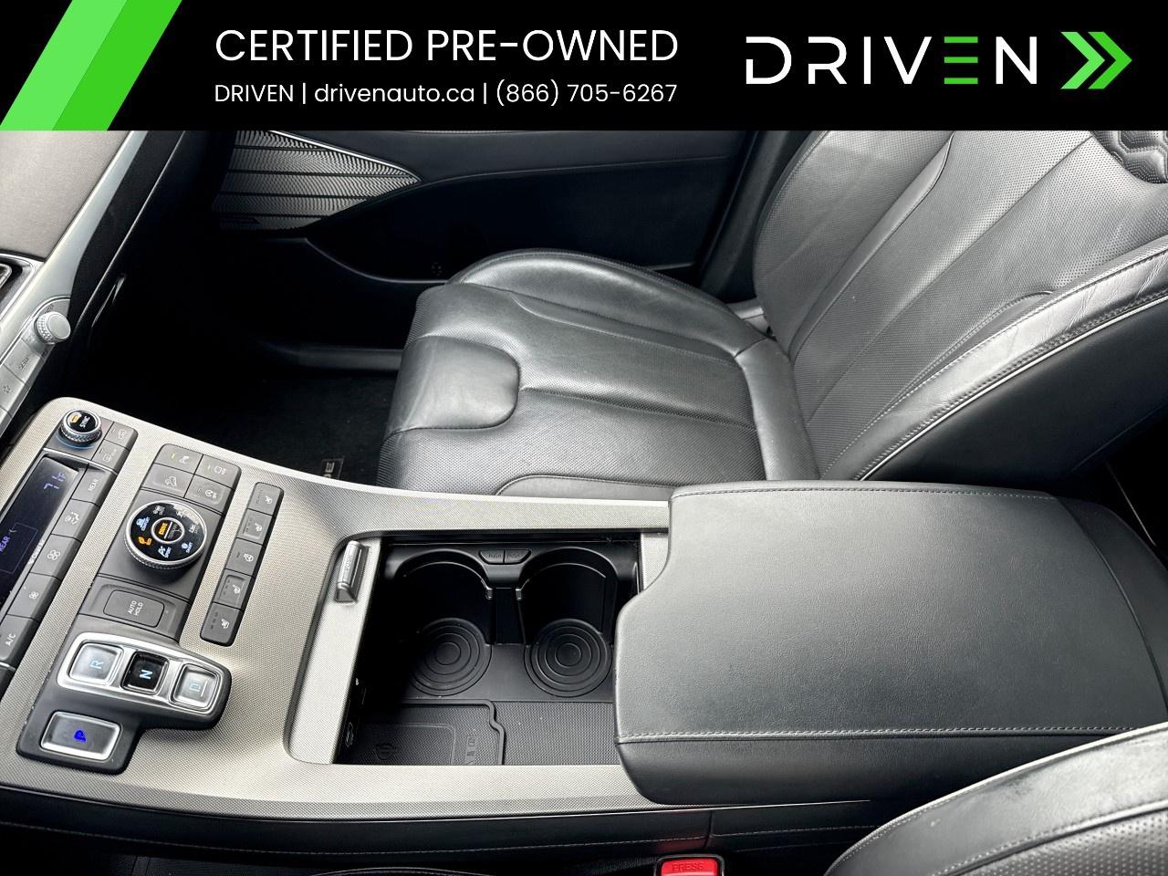 2022 Hyundai PALISADE Ultimate Calligraphy 7-Passenger AWD Photo