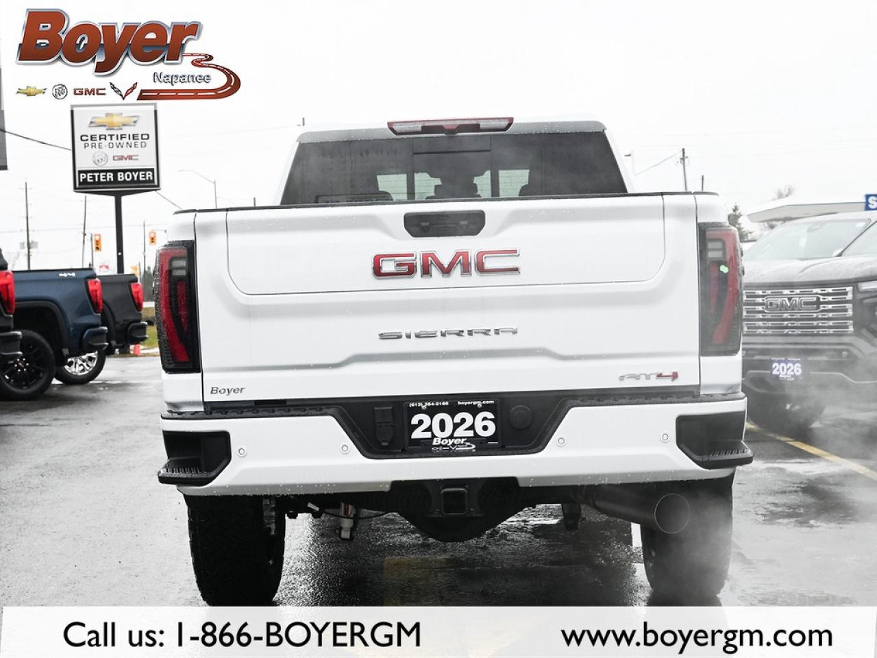 2026 GMC Sierra 2500 HD Crew Cab Standard Box 4-Wheel Drive AT4 Photo4